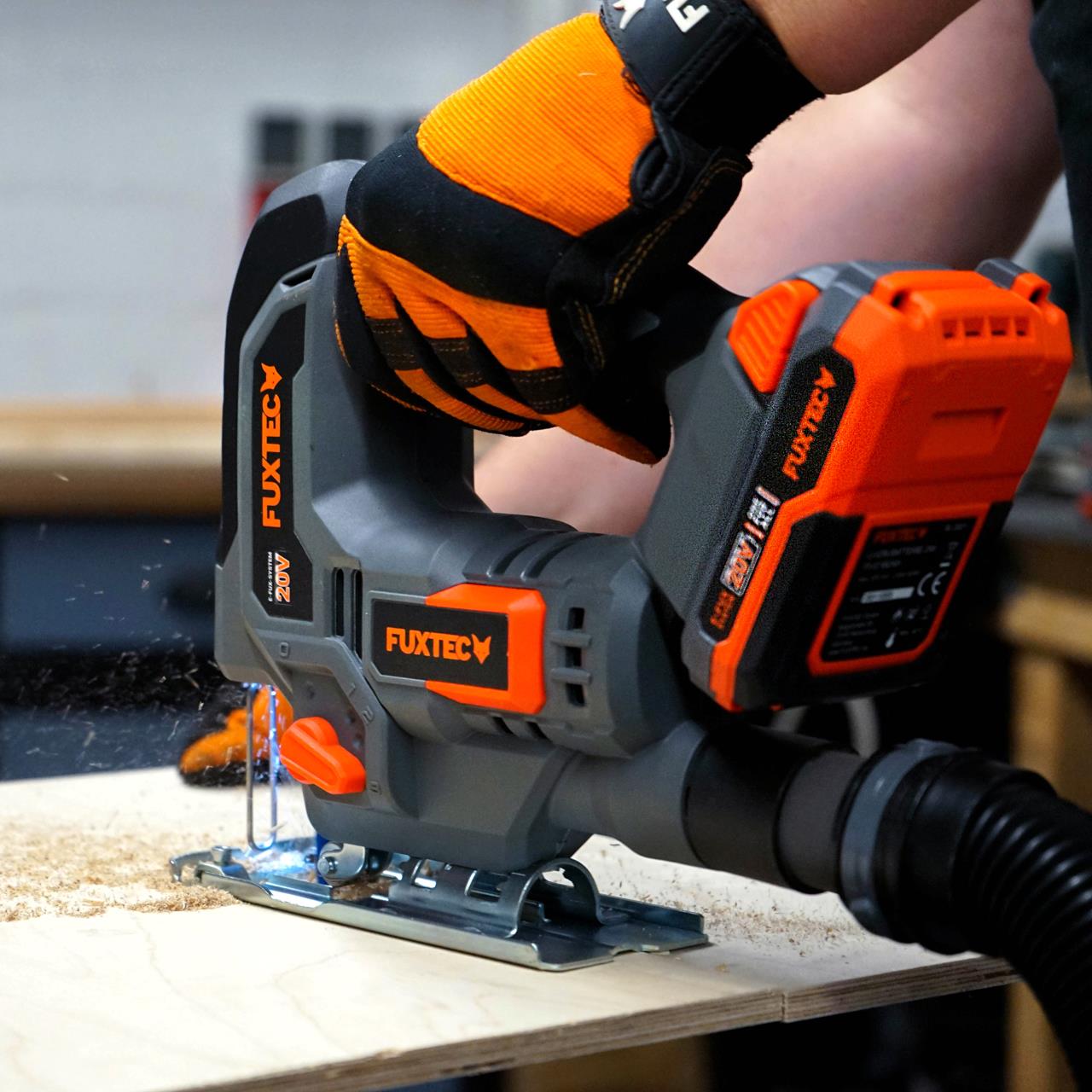 Wyrzynarka akumulatorowa FUXTEC 20V FX-E1JS20 bez akumulatora, bez ladowarki